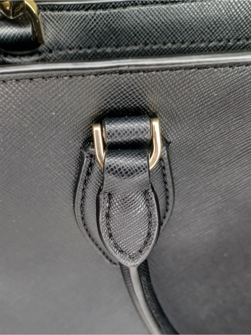 Kate spade Rae medium black saffiano satchel. Excellent condition.